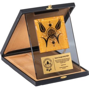 Ekt 710 Kutulu Kristal Plaket